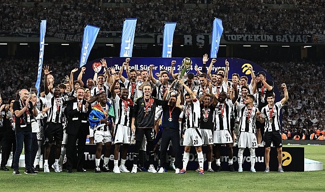 Beşiktaş, Süper Kupa'nın sahibi oldu