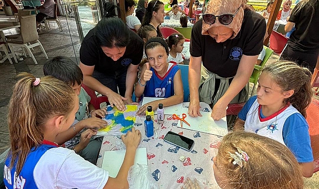 Biga'da anne ve çocuklar etkinlikte eğlendi