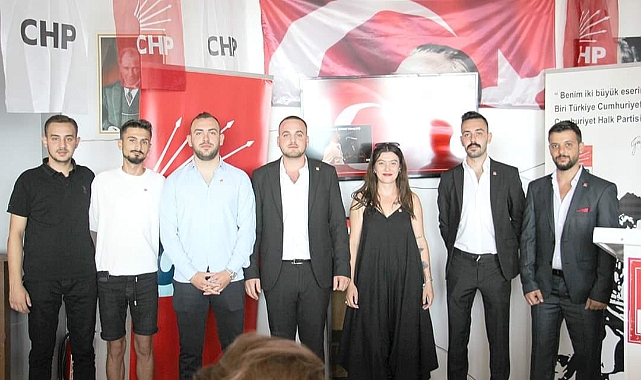 CHP Gelibolu İlçe Gençlik Kolları yeni yönetimini seçti