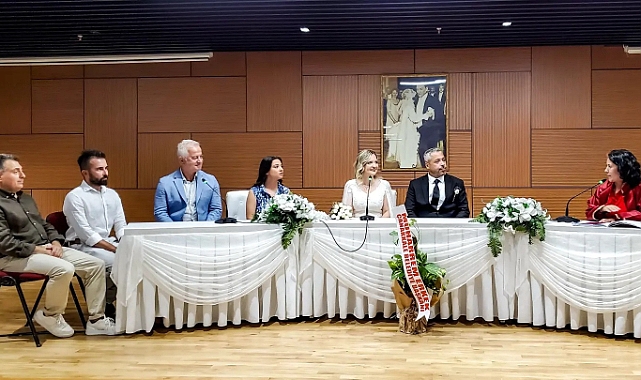 Güneşhan, Gizem ve Muhammet’in nikahına şahitlik etti