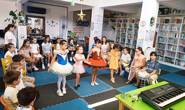 Halk Çocuk Kültür Evi Yaz Atölyeleri sezon finali yaptı