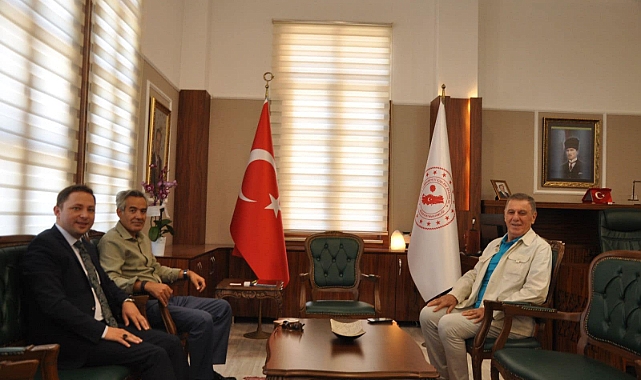 Kaymakam Kayabaşı ziyaretçilerini ağırladı