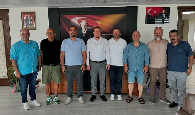 Sancaktar Gayrimenkul ve Almanya MÜSİAD temsilcilerinden Lapseki Belediye Başkanı Atilla Öztürk’e ziyaret
