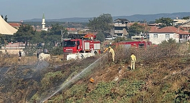 Şehitlik mahallesi'ndeki yangın kontrol altına alındı