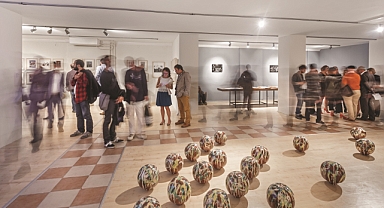 9. Çanakkale Bienali "Zamana Bırakmak" temasıyla başlıyor