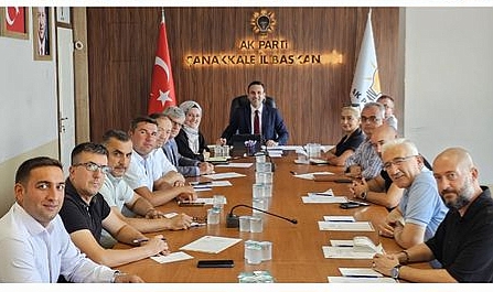 AK Parti Çanakkale İl Başkanlığı, 81 İl Başkanları toplantısını videokonferans ile gerçekleştirdi
