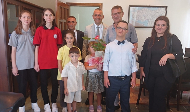 Başkan Acar öğrencileri ağırladı