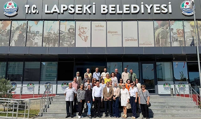 Başkan Atilla Öztürk ziyaretçilerini ağırladı