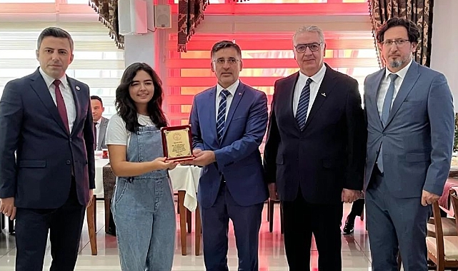 Bayramiç’te LGS başarısına teşekkür töreni