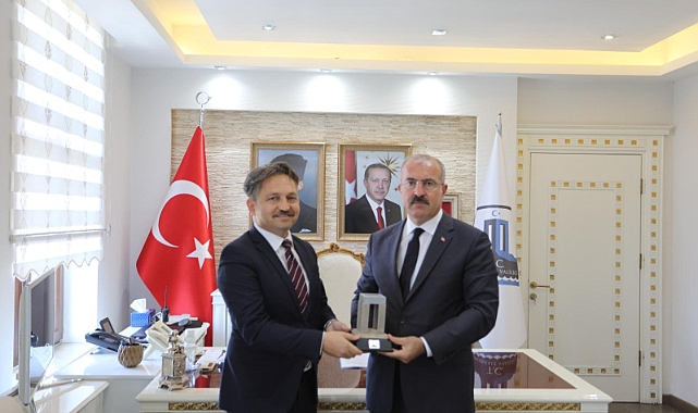 Bekir Çelen’den Vali Toraman’a veda ziyareti