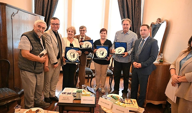 Biga'da yazarlarla edebiyat söyleşisi