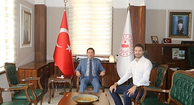 Biga Kaymakamı Ercan Kayabaşı’na Av. Berk Yiğit’ten ziyaret