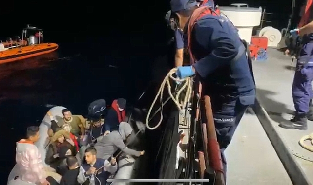 Çanakkale açıklarında düzensiz göçmen operasyonu