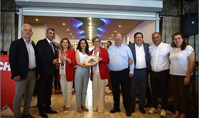 CHP Çanakkale İl ve Merkez İlçe Kadın Kolları dayanışma kahvaltısında bir araya geldi