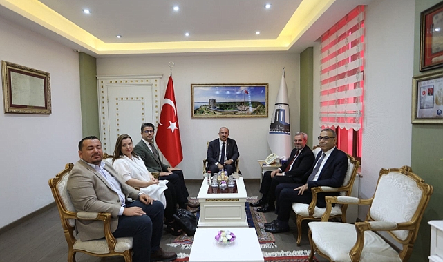 ÇOMÜ ve Ankara Üniversitesi Heyeti’nden Çanakkale Valisi'ne ziyaret