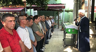 Emekli öğretmen Remzi Sümer toprağa verildi
