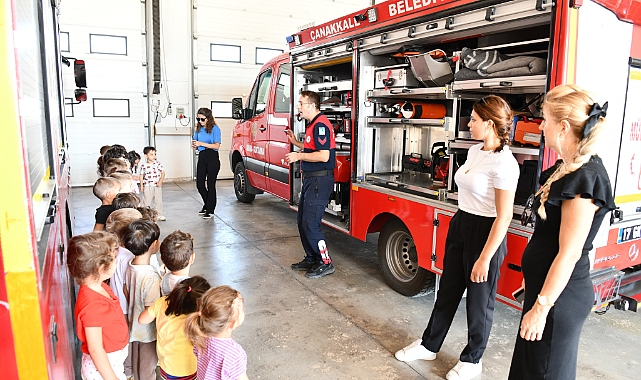 Kreş öğrencileri İtfaiye Haftası'nı kutladı