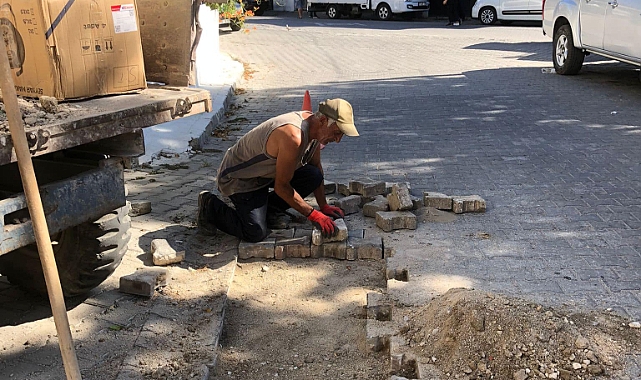 Küçükkuyu'da yoğun temizlik ve bakım çalışması
