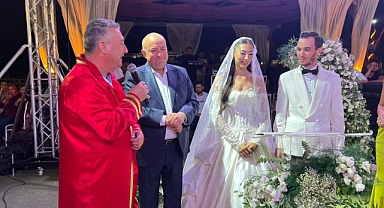 Mesut Bayram, Tuğçe ve Yavuzcan Tok'un nikahı kıydı