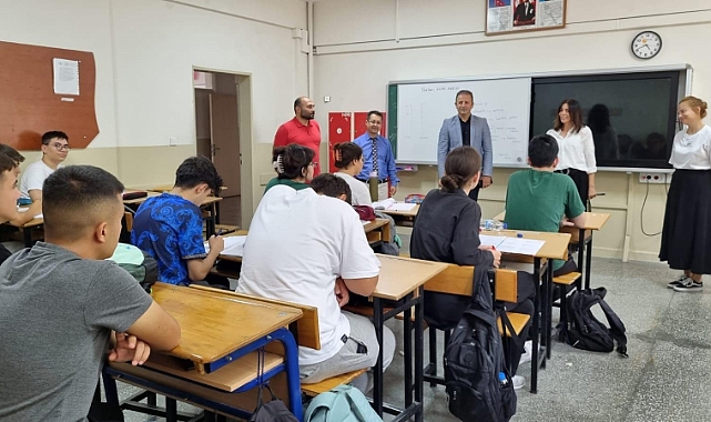 Müdür Hayta’dan Çanakkale Anadolu Lisesi'ne ziyaret