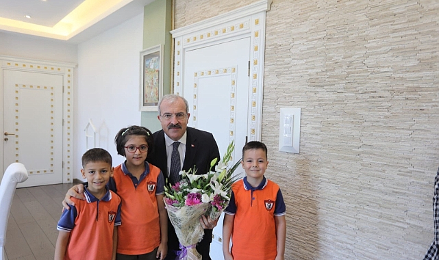 Öğrencilerden Vali Toraman'a ziyaret