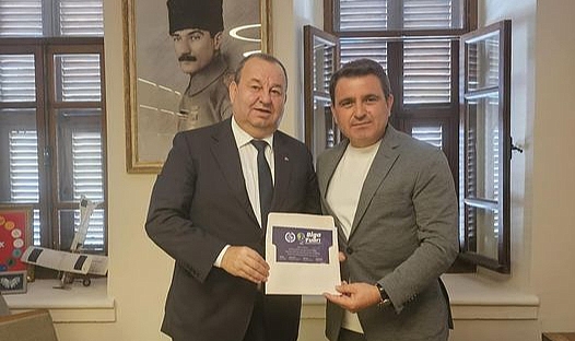 Şadan Doğan, İsmail Kaşdemir'i Biga Fuarı'na davet etti