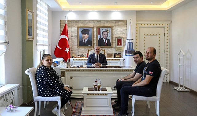 Altı Nokta Körler Derneği ve MTA temsilcileri Vali Toraman'a ziyaret