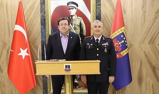 Başkan Erkek, Jandarma Kıdemli Albay'ı makamında ağırladı