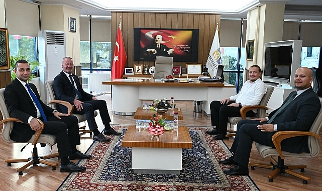 Başkan Öztürk'ten Bursa Belediyesi'ne ziyaret