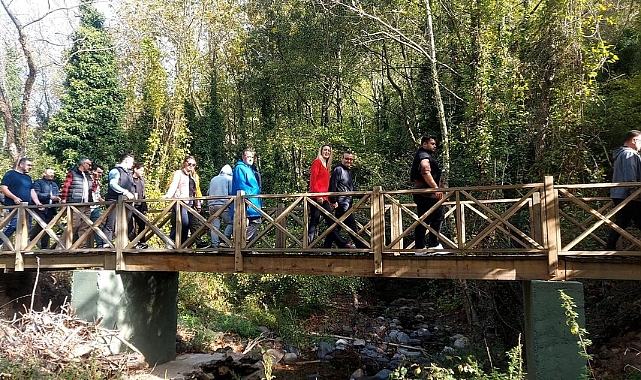 Biga'da Cumhuriyet Doğa Yürüyüşü