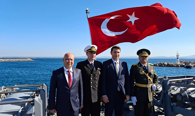 Bozcaada Protokolü TCG Türkeli Gemisini Ziyaret Etti
