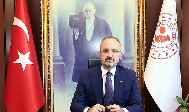 Bülent Turan: ‘Yüz bir yılı geride bıraktık, gelecek yüz yılın hayali zihinlerimizde hazır’