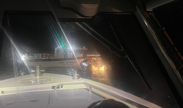 Çanakkale açıklarında 15 düzensiz göçmen yakalandı