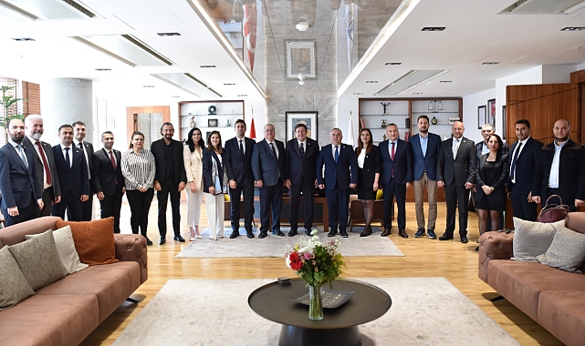Çanakkale Barosu'nda Başkan Erkek'e ziyaret