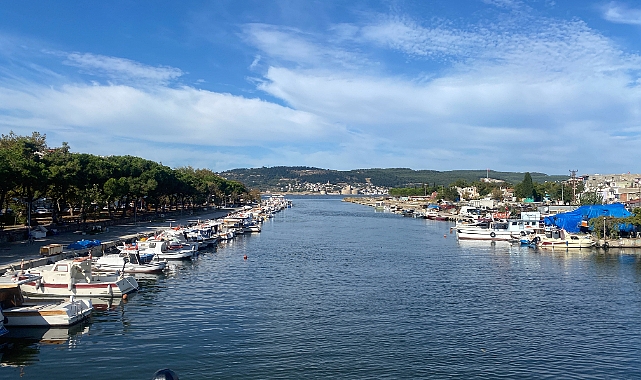 Çanakkale'de güneşli hava etkisini gösteriyor