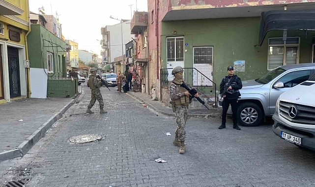 Çanakkale’de şafak operasyonu: Çok sayıda gözaltı
