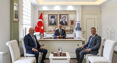 Çanakkale'de Ziraat Bankası yöneticilerinden Vali Toraman'a Ziyaret