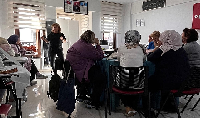 Çanakkale İş Kulübü’nden Roman Vatandaşlara İş Arama Eğitimi