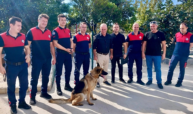Çanakkale İtfaiyesi'nin yeni üyesi Ateş!