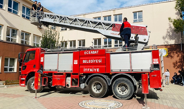 Eceabat’ta Dünya Afet Azaltma Günü kutlandı