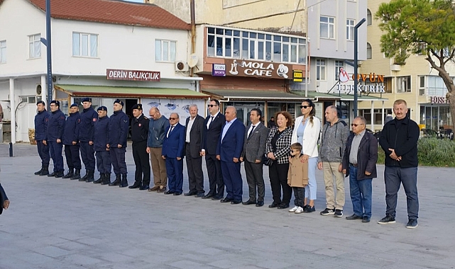 Eceabat'ta Muhtarlar Günü kutlandı