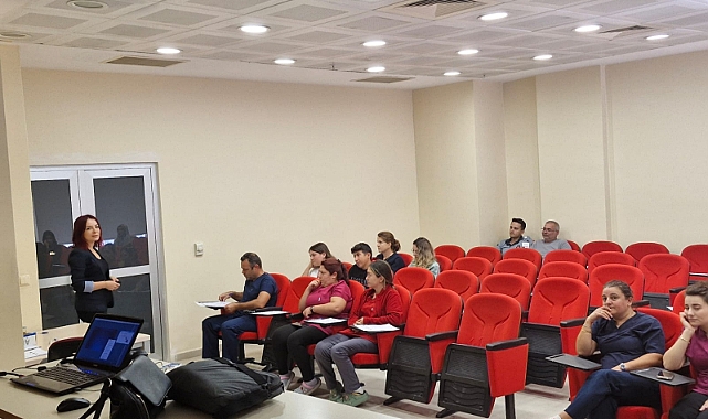 Ezine Devlet Hastanesi çalışanlarına iş sağlığı ve güvenliği eğitimi
