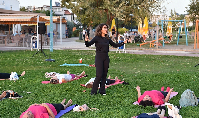 Güzelyalı'da açık hava yoga etkinliği
