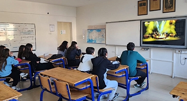Tüm Türkiye’de "Dersimiz Cumhuriyete Doğru" filmi gösterildi