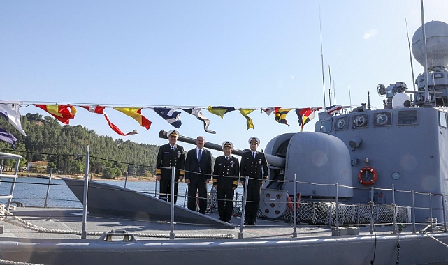 Vali Toraman'dan TCG Gurbet hücumbotuna ziyaret