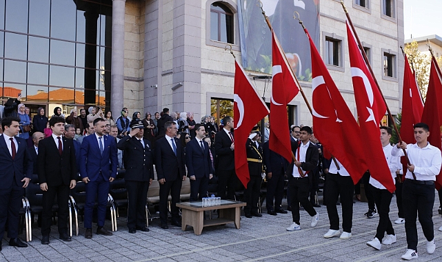 Yenice’de Cumhuriyetin 101. yılı coşkuyla kutlandı