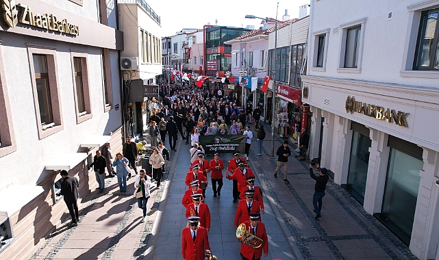 19. Ayvalık Uluslararası Zeytin Hasat Festivali Başladı