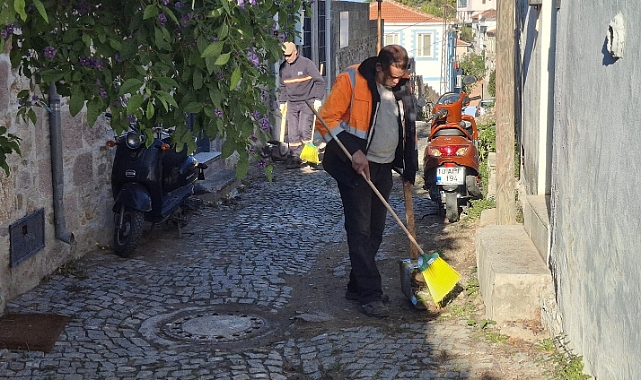Ayvalık’ta dip bucak temizlik seferberliği