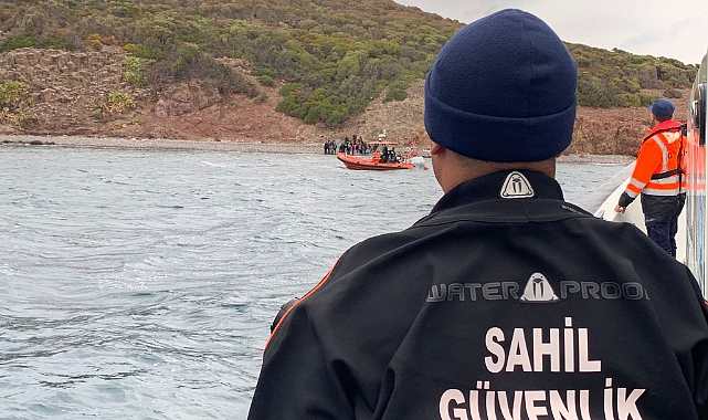Balıkesir'de 25 düzensiz göçmen kurtarıldı
