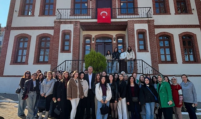 Başkan Elbi, öğrencilerle vakit geçirdi